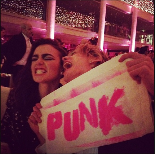 Lily Collions & Jamie Campbell Bower – PUNK: Chaos To Couture” Costume Institute Gala